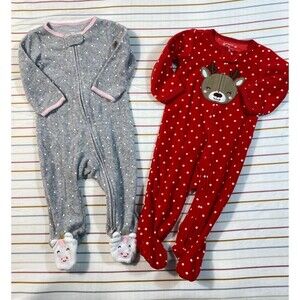 Carter’s 2-Pack Fleece Footed Sleepers 9M – Gray Unicorn & Red Reindeer